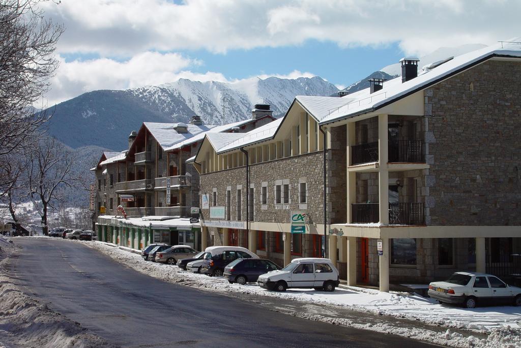 Hotel Et Residence Le Clos Cerdan Mont-Louis Bagian luar foto